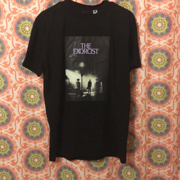 H&M  Graphic Tee - Picture 2 of 4